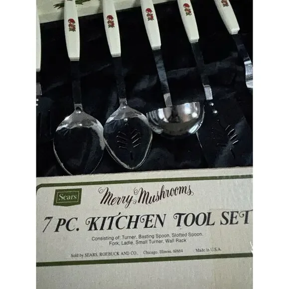 Sears Merry Mushrooms 7 Piece Kitchen Utensils Tool Set Wall Rack & Original Box